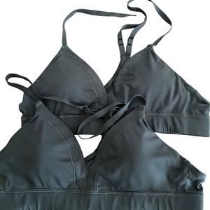 REI Co-op Women’s Black Adjustable Racerback Sports Bra Size Medium Set Of 2